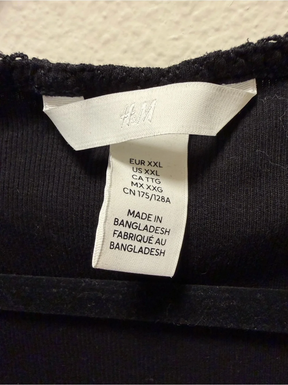 H&M Black Ruched Drawstring V-Neck Long Sleeve Crop Top